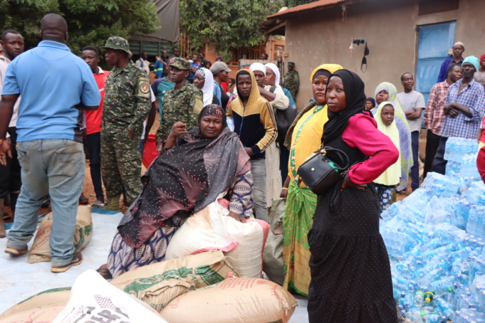 UPDF Donates Food to Muslim Communities in Nakulabye Ahead of Eid al Fitr.